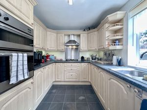 Kitchen - click for photo gallery